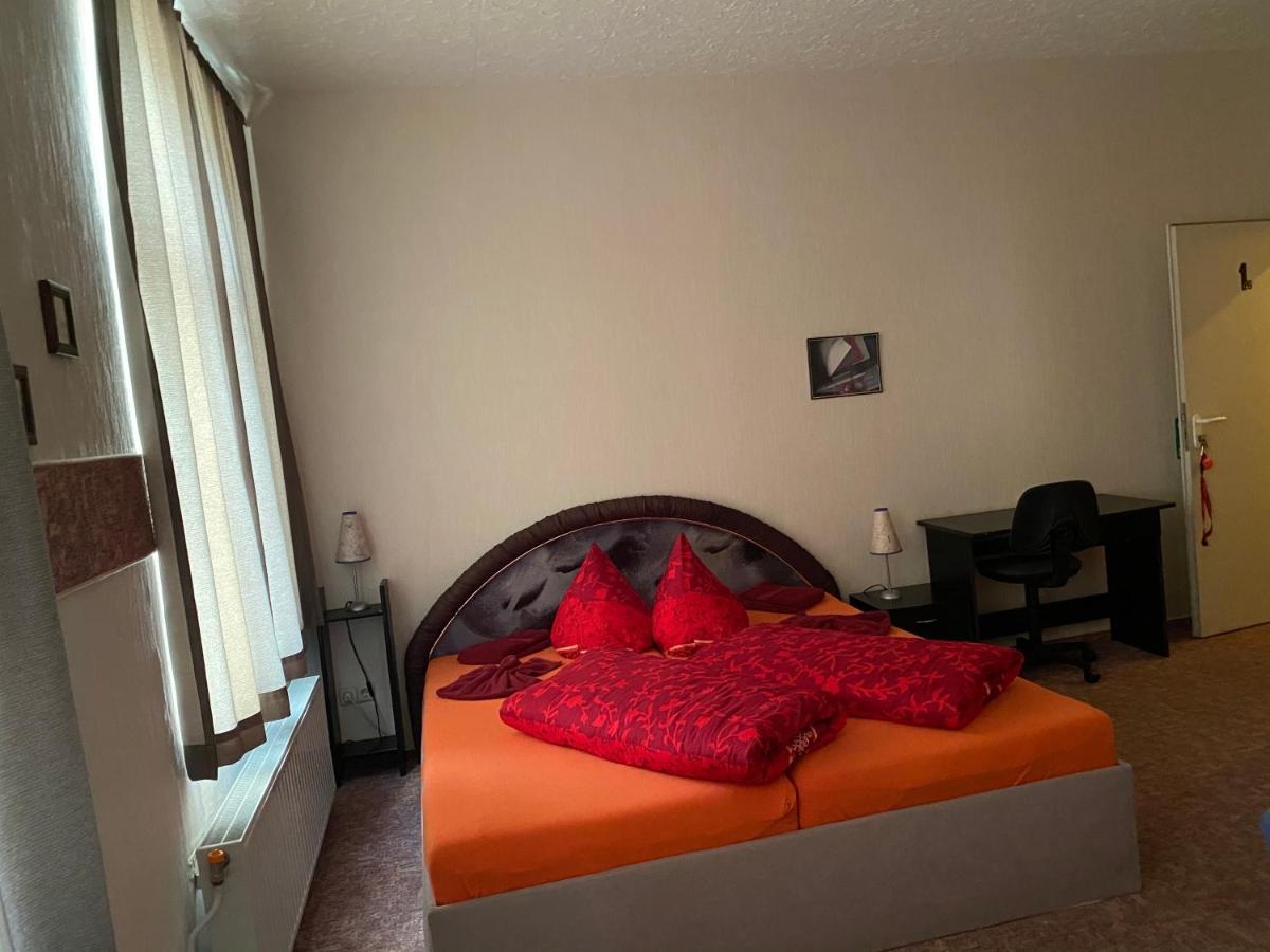 Alte Schmiede Hotel Weisswasser Bagian luar foto
