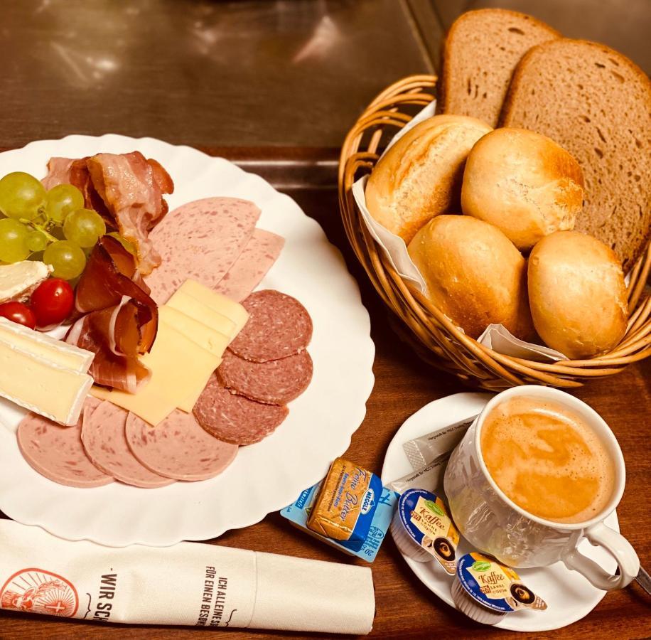 Alte Schmiede Hotel Weisswasser Bagian luar foto